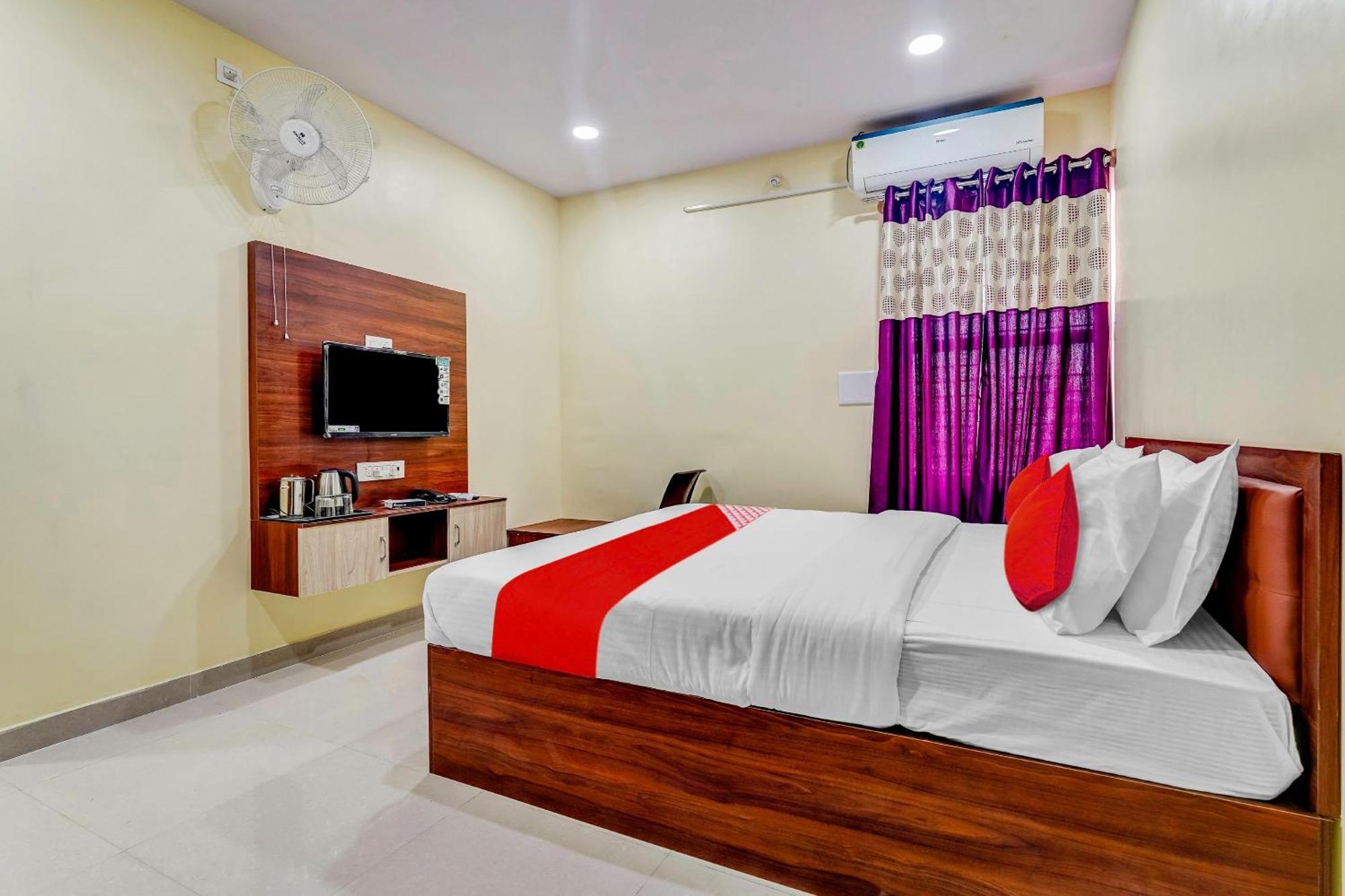 Oyo Flagship Hotel Ayodhya Bangalore Exterior photo