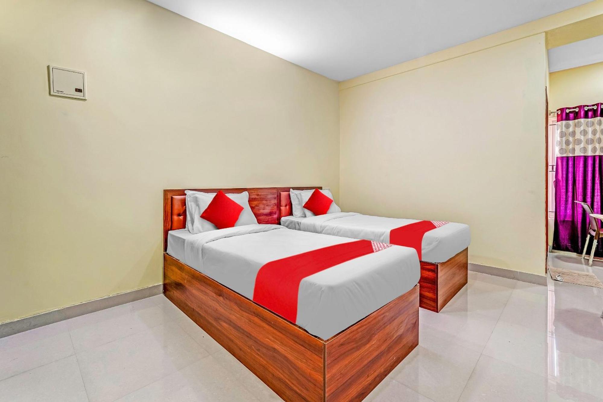 Oyo Flagship Hotel Ayodhya Bangalore Exterior photo