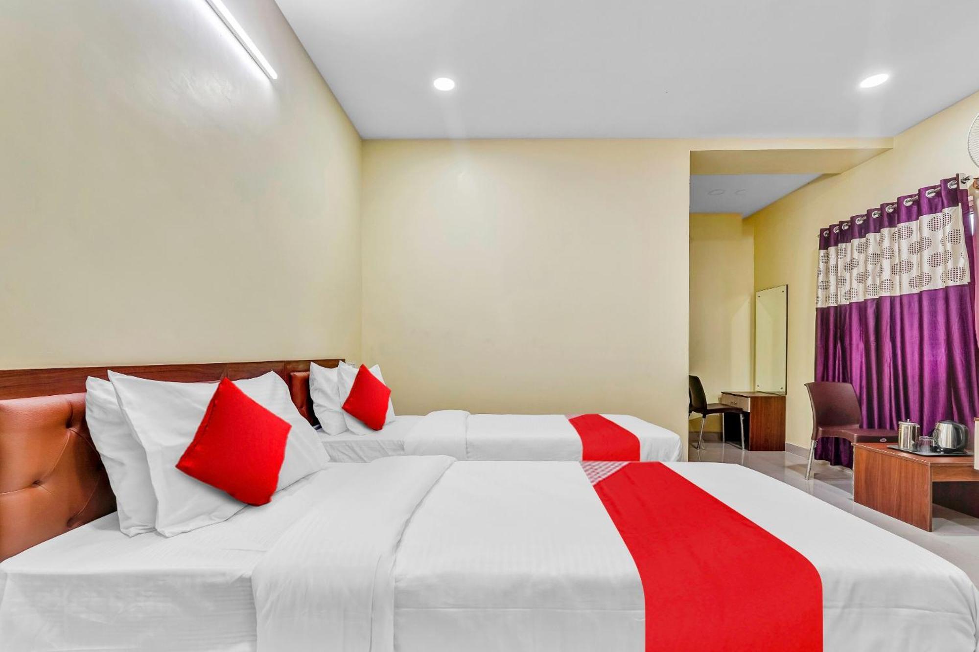 Oyo Flagship Hotel Ayodhya Bangalore Exterior photo